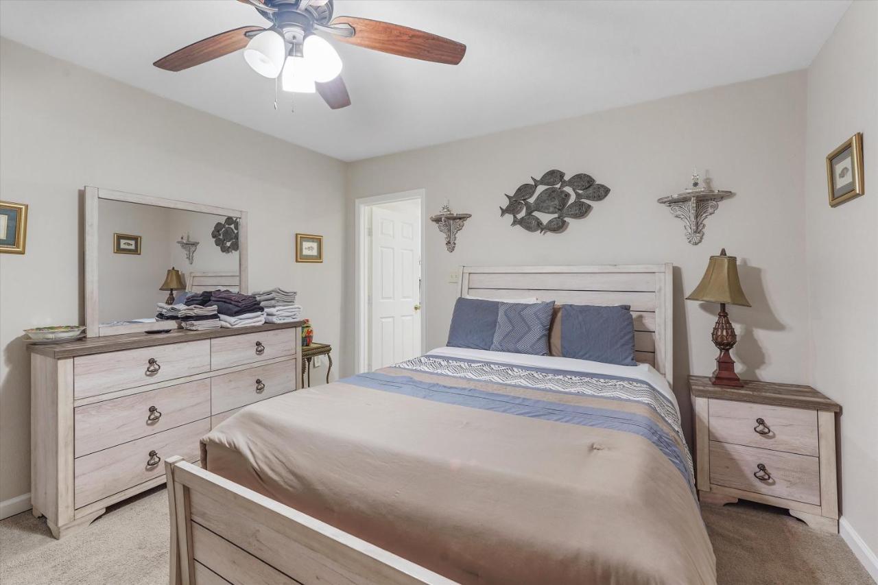 Tranquil Getaway In The Heart Of Galveston, Pets Welcome Eksteriør billede