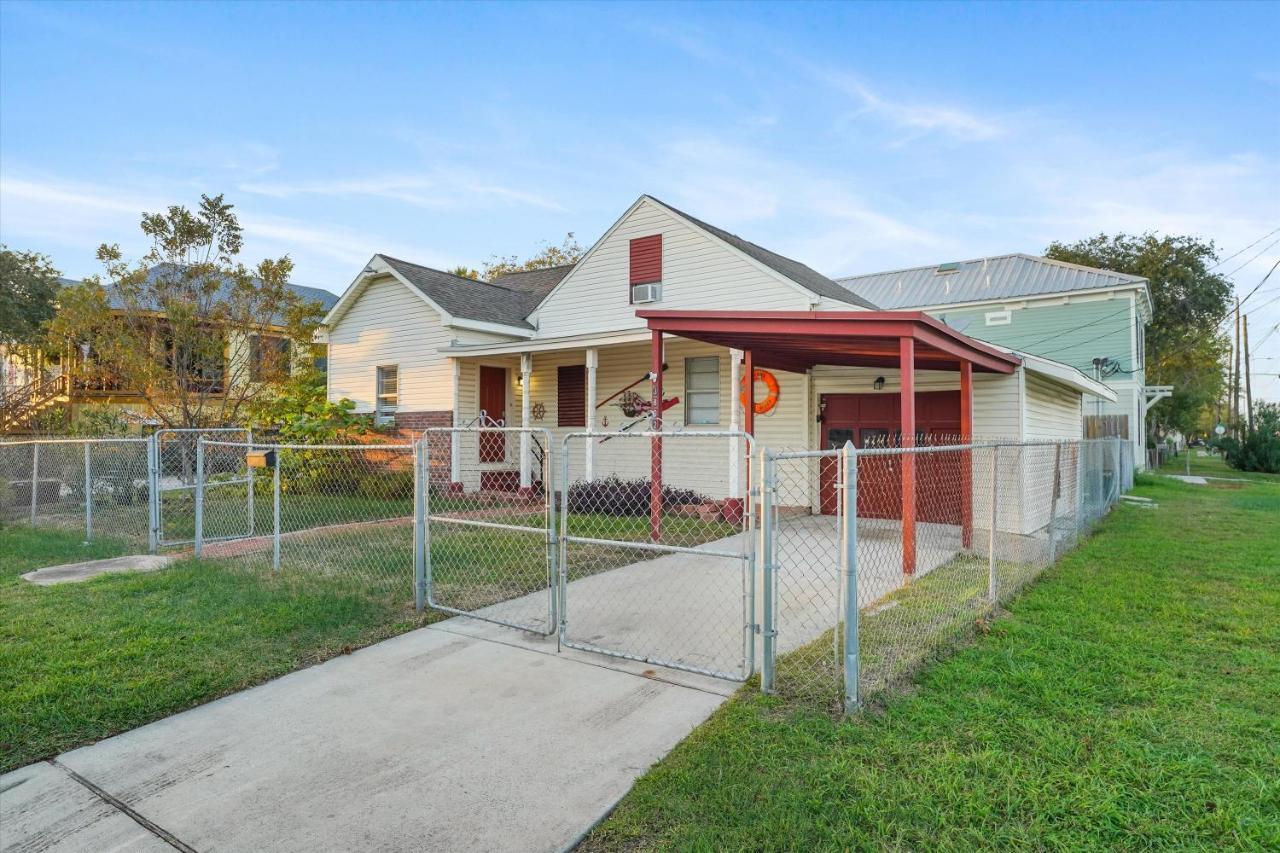 Tranquil Getaway In The Heart Of Galveston, Pets Welcome Eksteriør billede